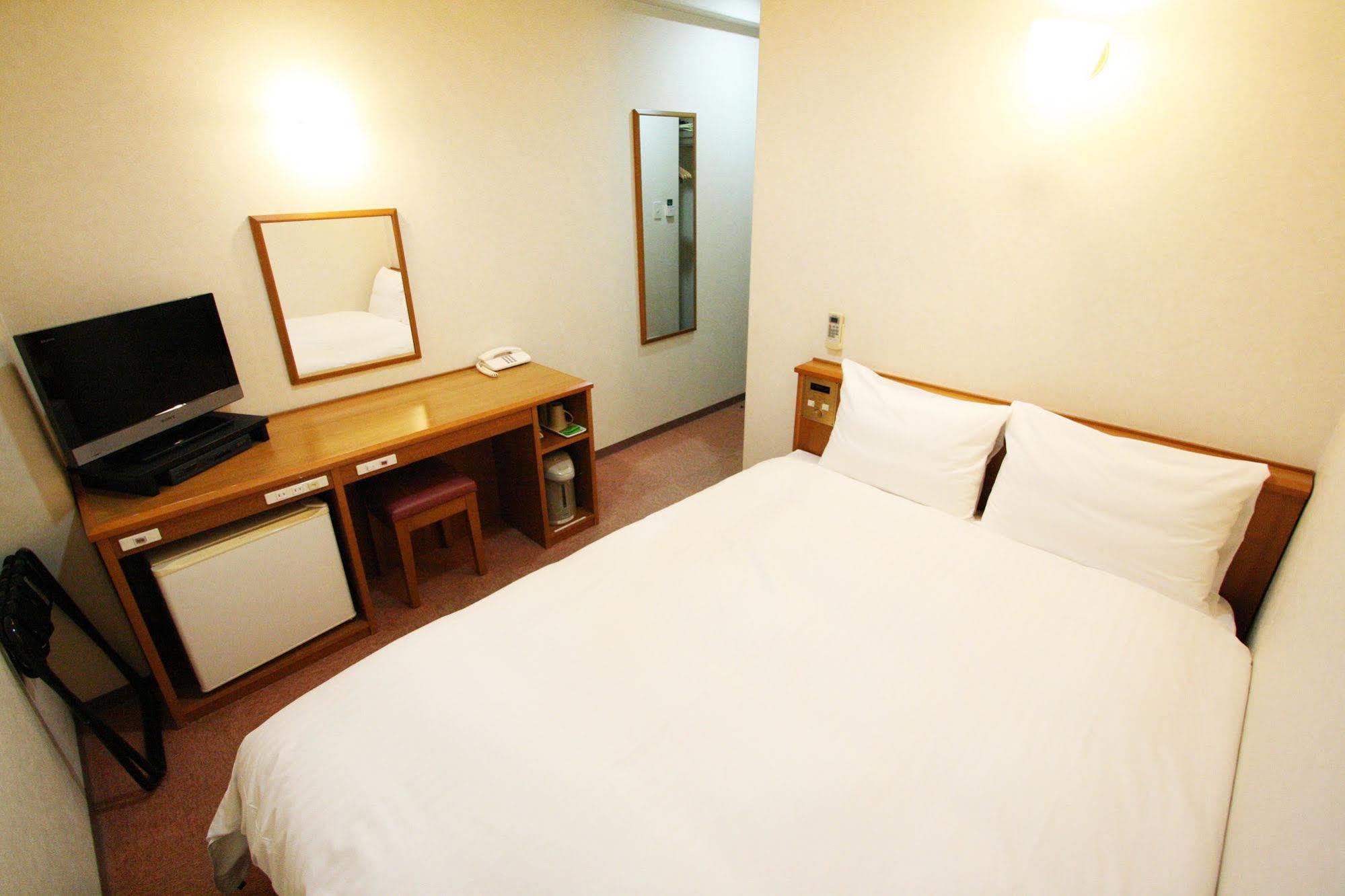 โรงแรมกรีนริช สนามบินอะโซะ คุมาโมโตะ ภายนอก รูปภาพ