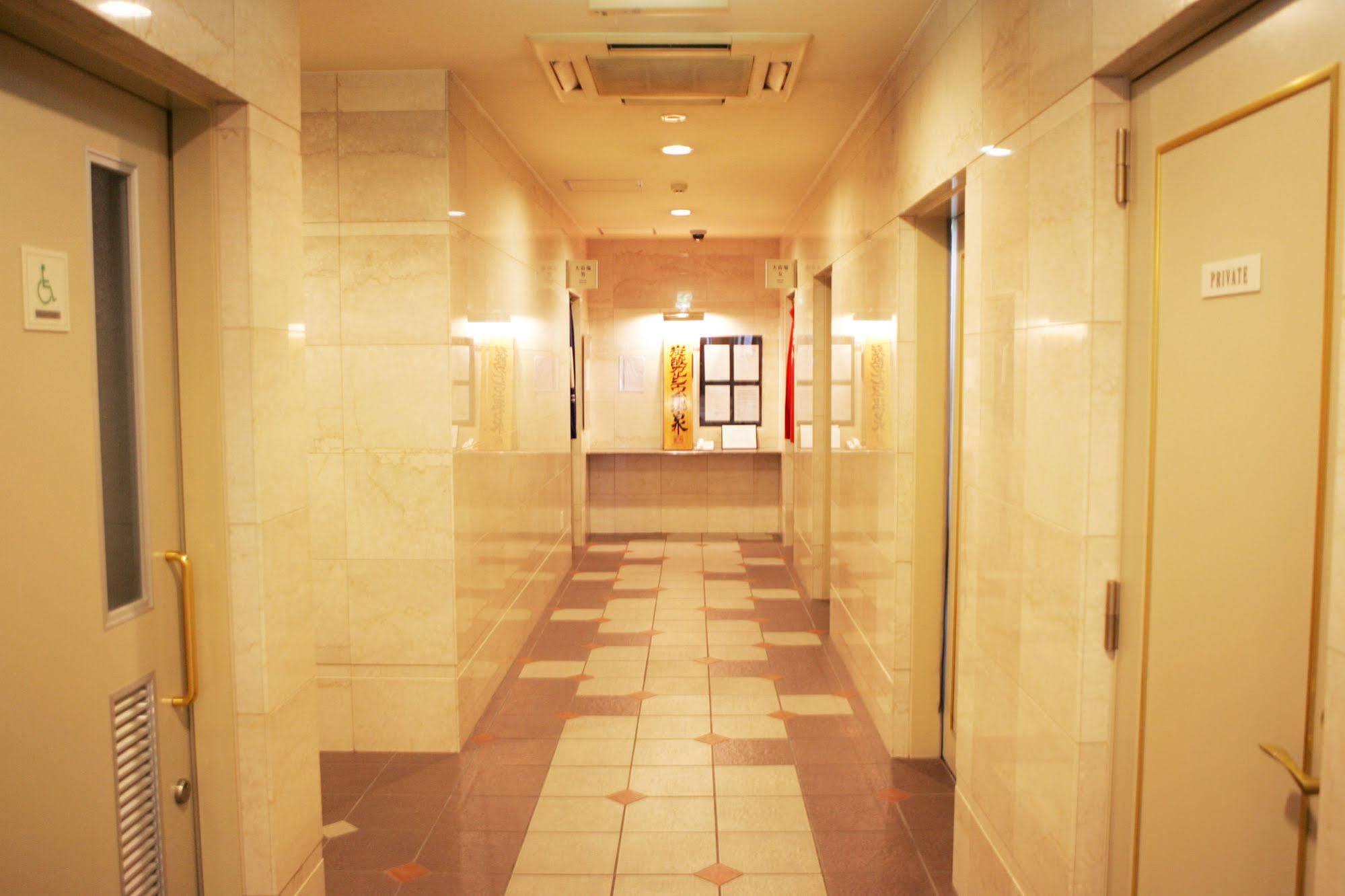 โรงแรมกรีนริช สนามบินอะโซะ คุมาโมโตะ ภายนอก รูปภาพ
